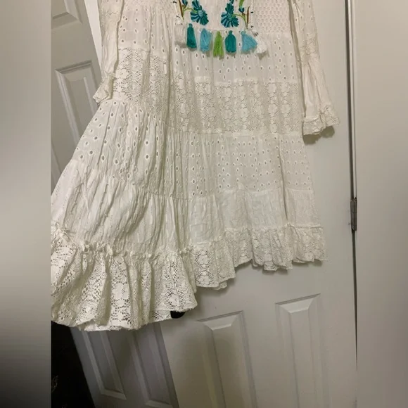 White XS blue island Crochet Tiered Eyelet Lace Embroidery Dress Cover Up Resort - Picture 5 of 13